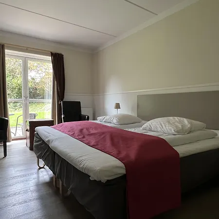 Birkso Tonderhus 酒店 岑讷