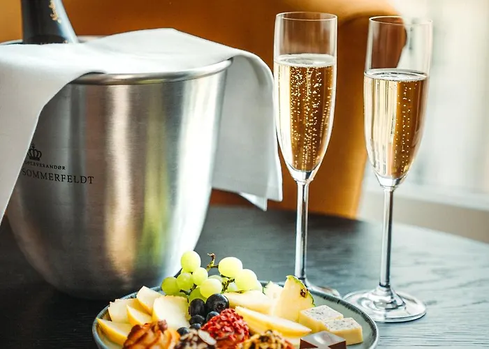 Birkso Tonderhus Отель Тённер